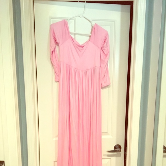 Pink maternity photoshoot dress - Picture 3 of 3